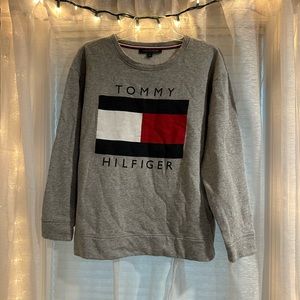 vintage Tommy Hilfiger crewneck sweater women’s size Small